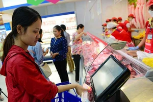 Dùng thịt heo đông lạnh gói bánh chưng, bánh tét…dịp tết