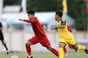 Việt Nam - Brunei (6-0): Thắng dễ hơn đá tập!