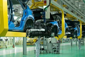 Tại sao giá xe sản xuất ở Việt Nam cao hơn các nước?