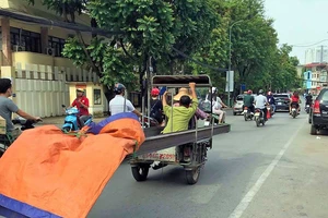 Hà Nội sẽ dừng hoạt động của xe ba bánh, xích lô