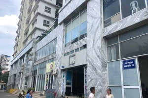 Chủ đầu tư hết cửa ‘vẽ’ thêm tầng để trục lợi