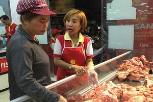 Hàng trăm ngàn tỉ để bình ổn giá thị trường tết