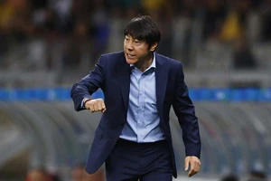 HLV Shin Tae-yong chính thức là ‘đối thủ’ của thầy Park