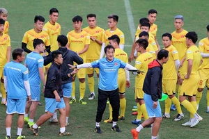 Ông Park hết lo vỡ hàng thủ