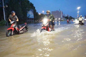 Nhiều con đường cần nâng cấp, sửa chữa