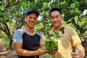 Món ngon, đặc sản bốn phương đổ về TP.HCM đón tết