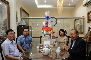 Phó Thủ tướng Thường trực thăm, chúc tết các nguyên lãnh đạo 