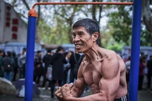 VĐV ‘khỏe nhất’ Trung Quốc qua đời vì nhiễm virus Corona