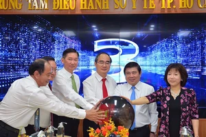 TP.HCM có trung tâm điều hành y tế, giáo dục thông minh