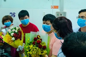 ‘Thời kỳ vàng’ ngăn chặn dịch COVID-19