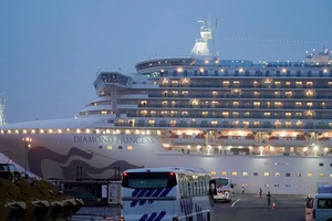 Diamond Princess: Từ siêu du thuyền thành ổ dịch di động