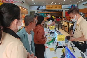 Việt Nam: Điểm đến an toàn, không đóng cửa do dịch COVID-19