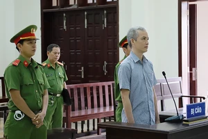 Cựu viện phó nhận hối lộ lãnh 5 năm tù