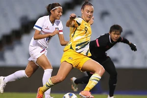 Tay săn bàn Úc đá play off với VN rồi khoác áo Arsenal