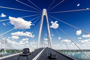 Bắt đầu làm cầu Mỹ Thuận 2