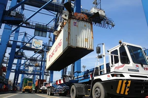 Xuất nhập khẩu 2 tháng đầu năm 2020 đạt 74 tỉ USD