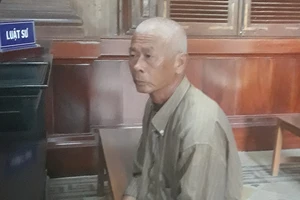 Bị cáo điếc nặng nhưng không được giám định