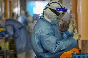 COVID-19: Phòng, chống đúng, số ca chết có thể giảm gấp 10 lần