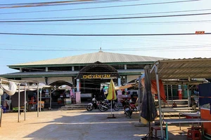 Người dân Ninh Thuận tự giác đi cách ly chống dịch