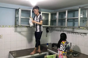 Chủ nhà phải mua bảo hiểm cho người giúp việc