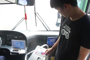 Nhiều ưu điểm khi thanh toán tự động trên xe buýt