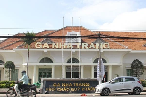 Tìm phương án cải tạo, di dời ga Nha Trang