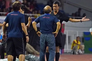 Thật vô lý nếu tước quyền chỉ đạo của thầy Park ở AFF Cup