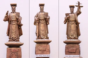 Biểu tượng công lý tại tòa: Chưa nên thực hiện