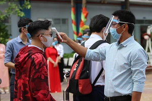 Nới lỏng một loạt biện pháp phòng dịch COVID-19