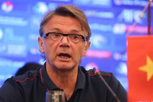 Có Troussier nên ‘không cần’ Gede?