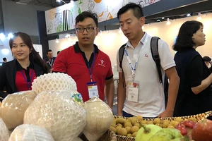 Vẫn sống khỏe nhờ bán hàng cho người Nhật, Mỹ