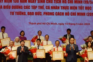 Họ đã cống hiến, thầm lặng hy sinh vì sự phát triển