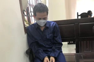 Xử kín cựu nhân viên bảo trợ xã hội dâm ô