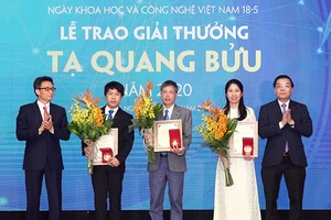 Ngày Khoa học Công nghệ Việt Nam: Vinh danh các nhà khoa học