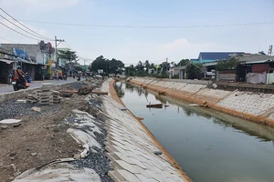 Hồi sinh các dòng kênh ‘chết’ ở quận 12