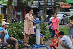 Bỏ hộ khẩu để đảm bảo quyền tự do cư trú