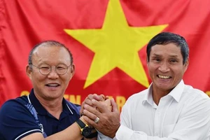 HLV Mai Đức Chung nhận thành tựu trọn đời, vinh danh Fair Play