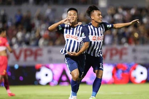 Cúp Quốc gia: Hữu Đang tái xuất, Trần Minh Chiến khẳng định