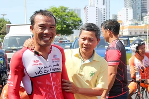 HLV Đỗ Thành Đạt: ‘Tôi bất ngờ và tự hào về các em’