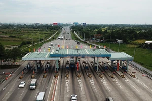 Đồng hành với lợi ích của người dân, doanh nghiệp