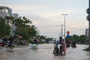 Chống ngập ở TP.HCM: Làm phần ngọn, quên phần gốc