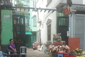 Mất láng giềng vì khoảnh sân chung