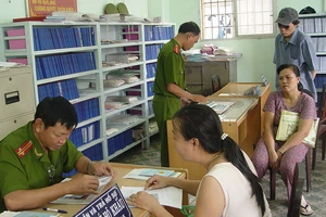 Đã chuyển hộ khẩu, có bị xóa thường trú?