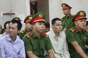 Đề nghị bác toàn bộ kháng cáo vụ nữ sinh giao gà