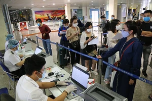 Thận trọng trước diễn biến của dịch COVID-19