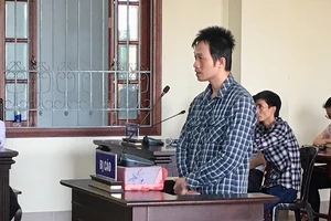 Tranh cãi vụ cửa hàng trưởng bán 6.745 thùng sữa