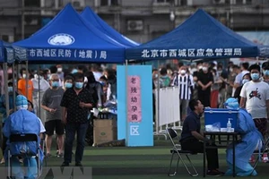 Bắc Kinh bùng phát dịch COVID-19, bóng đá TQ lại ‘treo’