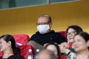 Ông Park thoải mái với danh sách 70 cầu thủ