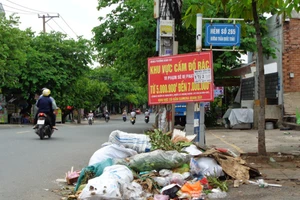 Biển cấm, camera cũng chào thua