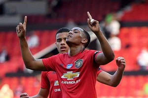 Man. Utd mơ vượt qua Chelsea chen vào tốp 3